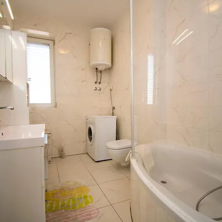 Mladenka Apartment Vodice